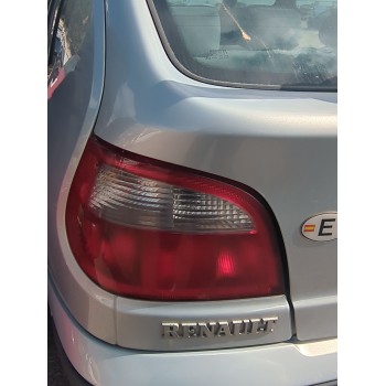 PILOTO TRASERO IZQUIERDO 