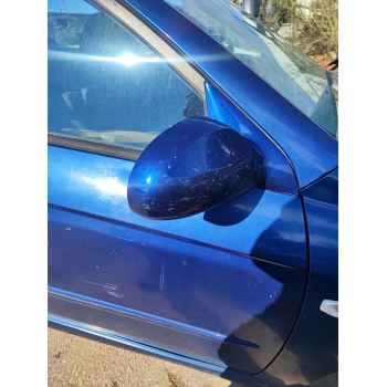 Recambio de retrovisor derecho para kia cerato i hatchback (ld) 1.6 referencia OEM IAM   
