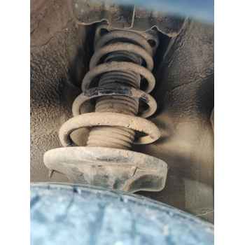 Recambio de amortiguador trasero izquierdo para kia cerato i hatchback (ld) 1.6 referencia OEM IAM   