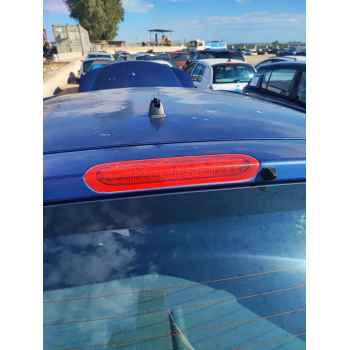 Recambio de luz central de freno para kia cerato i hatchback (ld) 1.6 referencia OEM IAM   
