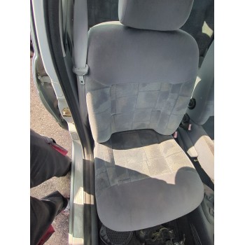 ASIENTO DELANTERO DERECHO 