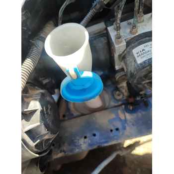 Recambio de deposito limpia para kia cerato i hatchback (ld) 1.6 referencia OEM IAM   