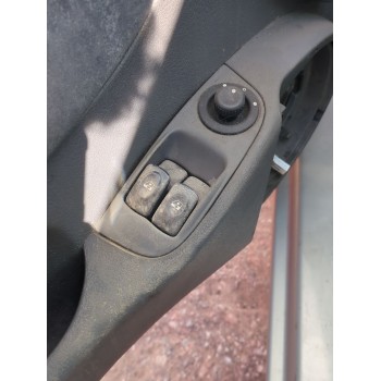 MANDO ELEVALUNAS DELANTERO IZQUIERDO 