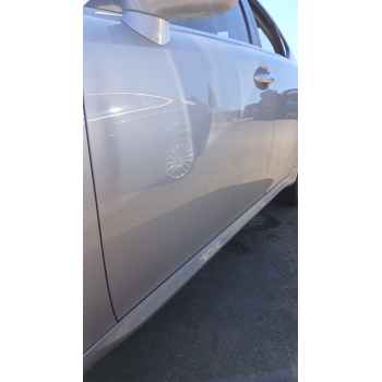Recambio de puerta delantera izquierda para lexus is ii (_e2_) 220d (ale20) referencia OEM IAM   