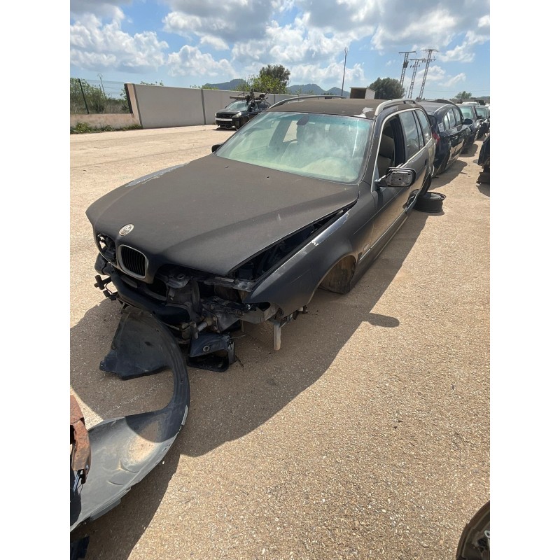 bmw 5 touring (e39) del año 2004