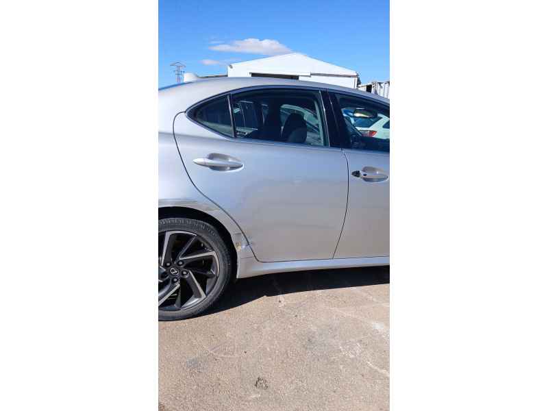 Recambio de puerta trasera derecha para lexus is ii (_e2_) 220d (ale20) referencia OEM IAM   