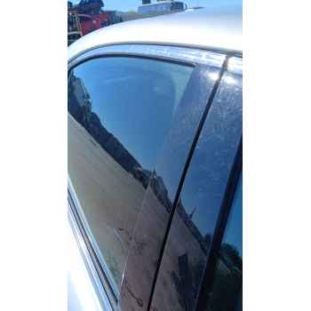 Recambio de puerta trasera derecha para lexus is ii (_e2_) 220d (ale20) referencia OEM IAM   