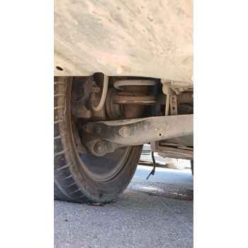 Recambio de amortiguador trasero izquierdo para lexus is ii (_e2_) 220d (ale20) referencia OEM IAM   