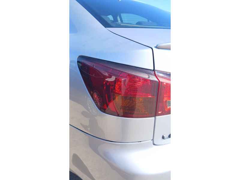 Recambio de piloto trasero izquierdo para lexus is ii (_e2_) 220d (ale20) referencia OEM IAM   