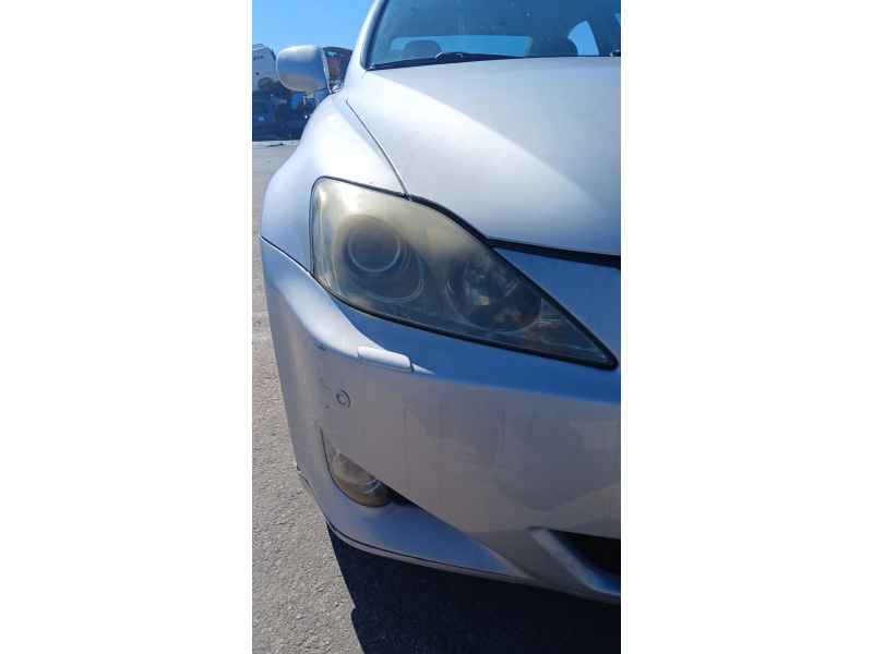 Recambio de faro derecho para lexus is ii (_e2_) 220d (ale20) referencia OEM IAM   