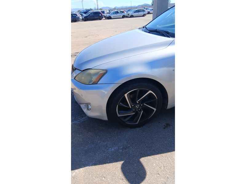 Recambio de aleta delantera izquierda para lexus is ii (_e2_) 220d (ale20) referencia OEM IAM   