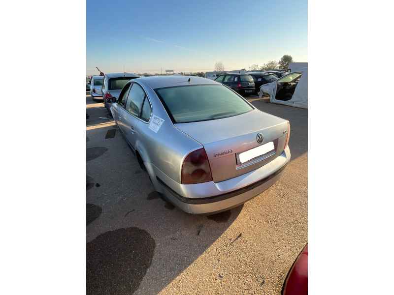 VOLKSWAGEN PASSAT B5 (3B2)