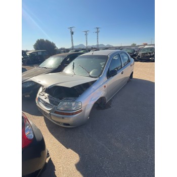 daewoo kalos sedán (klas) del año 2003