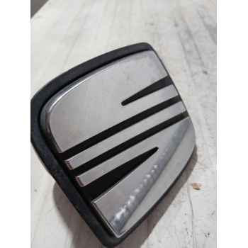 Recambio de maneta exterior porton para seat ibiza iii (6l1) 1.9 sdi referencia OEM IAM 6L6827565A  