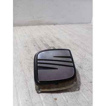 Recambio de maneta exterior porton para seat ibiza iii (6l1) 1.9 sdi referencia OEM IAM 6L6827565A  