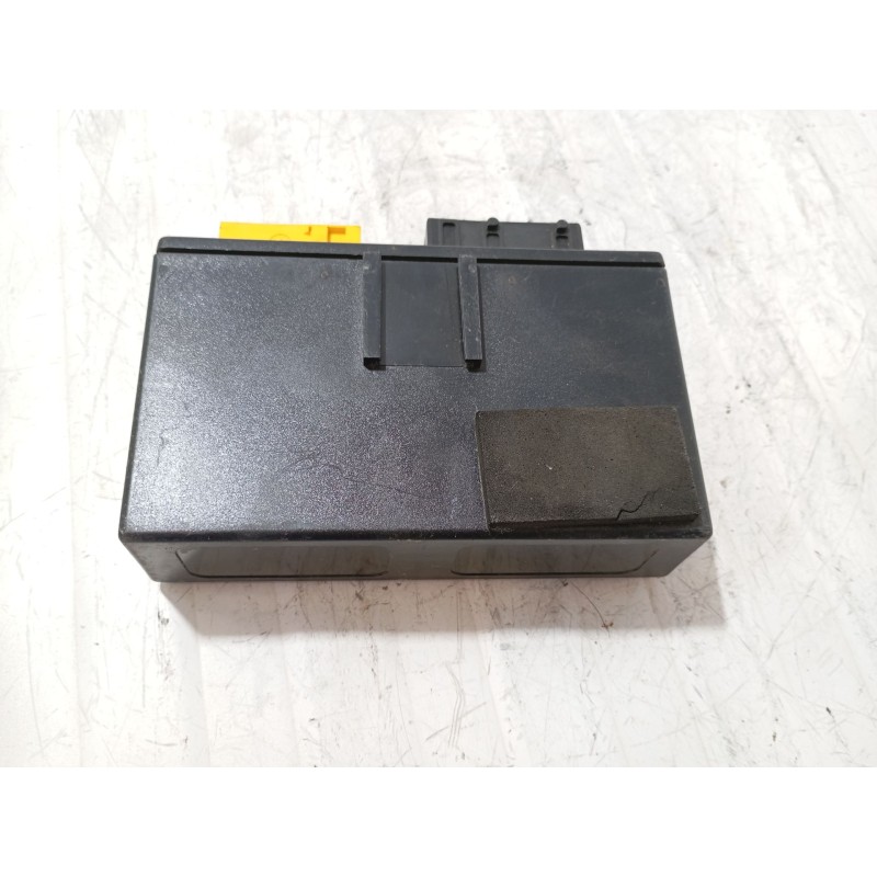 Recambio de centralita cierre para citroën xsara (n1) 1.9 td referencia OEM IAM 9633523680  