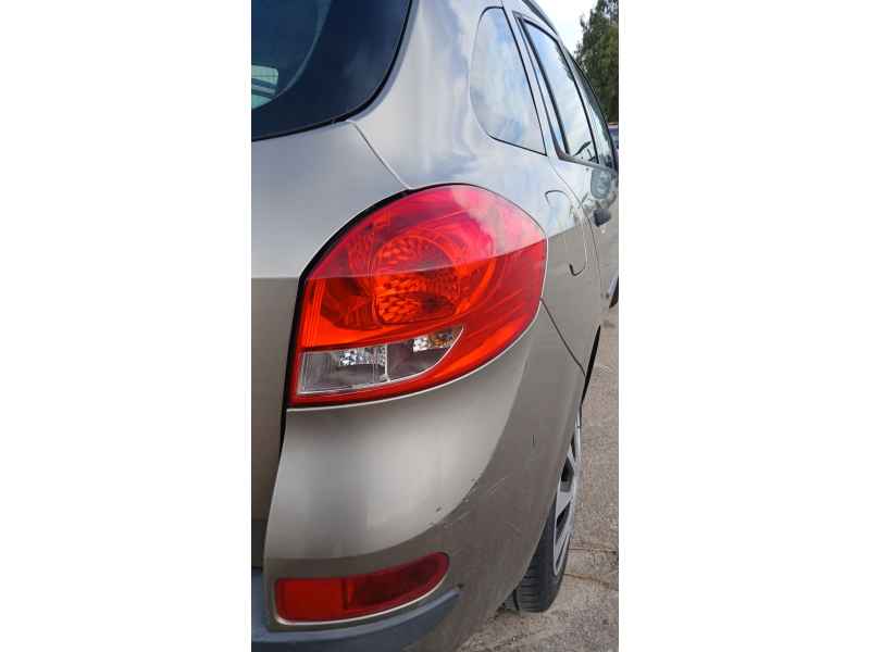 Recambio de piloto trasero derecho para renault clio iii grandtour (kr0/1_) 1.5 dci referencia OEM IAM   