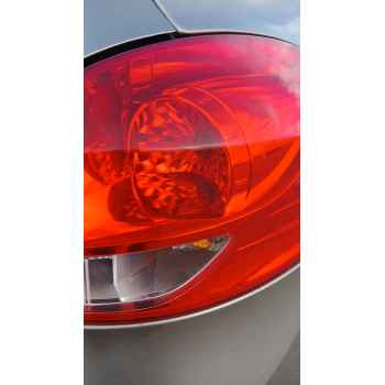 Recambio de piloto trasero derecho para renault clio iii grandtour (kr0/1_) 1.5 dci referencia OEM IAM   