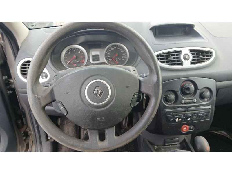 Recambio de volante para renault clio iii grandtour (kr0/1_) 1.5 dci referencia OEM IAM   