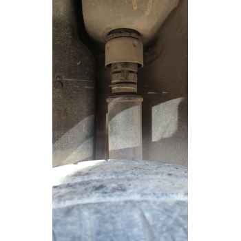 Recambio de amortiguador trasero derecho para renault clio ii (bb_, cb_) 1.2 16v (bb05, bb0w, bb11, bb27, bb2t, bb2u, bb2v, cb05