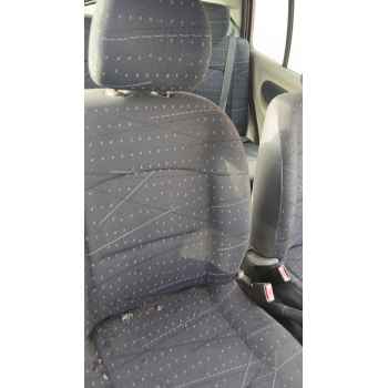 ASIENTO DELANTERO DERECHO 