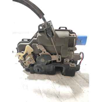 Recambio de cerradura puerta trasera izquierda para seat ibiza iii (6l1) 1.9 sdi referencia OEM IAM 3B4839015AG 991992101 