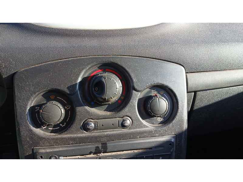Recambio de mando climatizador para renault clio iii grandtour (kr0/1_) 1.5 dci referencia OEM IAM   