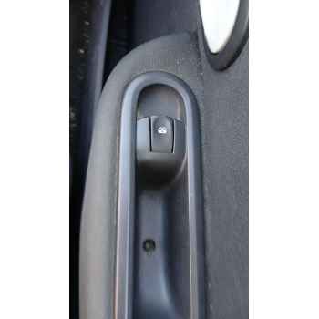 Recambio de mando elevalunas delantero derecho para renault clio iii grandtour (kr0/1_) 1.5 dci referencia OEM IAM   