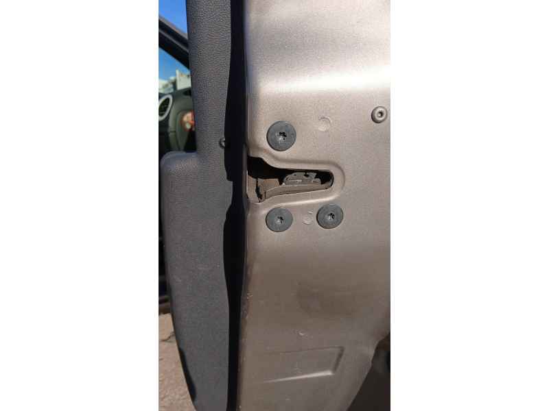 Recambio de cerradura puerta delantera derecha para renault clio iii grandtour (kr0/1_) 1.5 dci referencia OEM IAM   