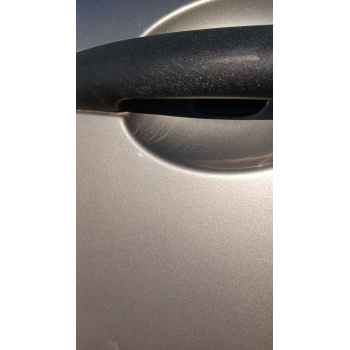 Recambio de puerta trasera derecha para renault clio iii grandtour (kr0/1_) 1.5 dci referencia OEM IAM   