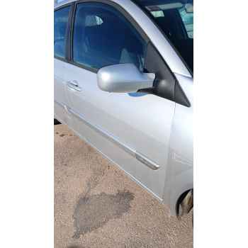 Recambio de puerta delantera derecha para renault megane ii (bm0/1_, cm0/1_) 1.9 dci referencia OEM IAM   
