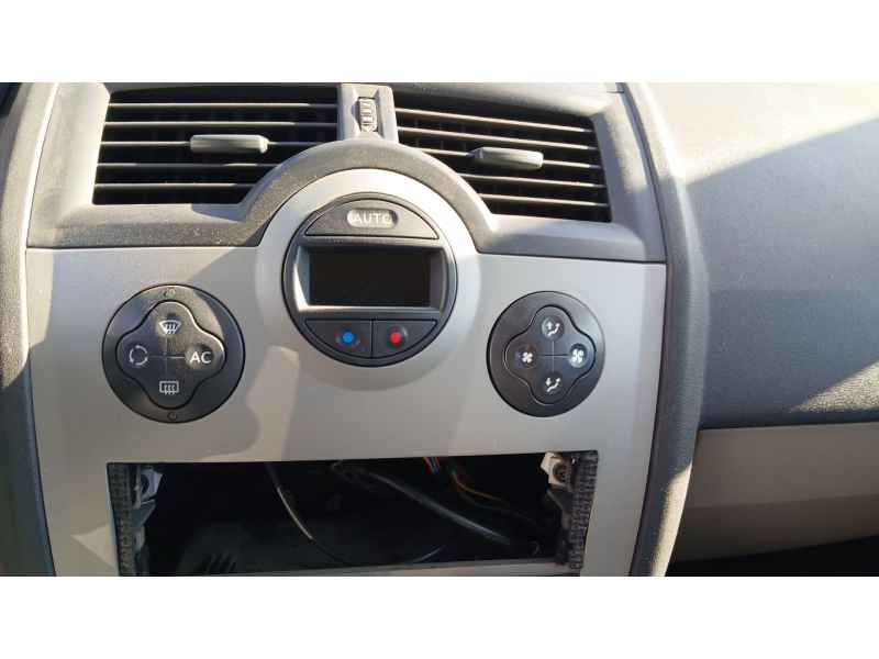 Recambio de mando climatizador para renault megane ii (bm0/1_, cm0/1_) 1.9 dci referencia OEM IAM   