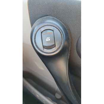 Recambio de mando elevalunas delantero derecho para renault megane ii (bm0/1_, cm0/1_) 1.9 dci referencia OEM IAM   