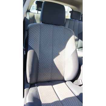 ASIENTO DELANTERO DERECHO 