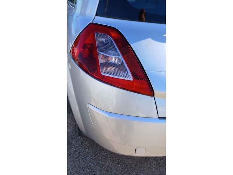 Recambio de piloto trasero izquierdo para renault megane ii (bm0/1_, cm0/1_) 1.9 dci referencia OEM IAM   