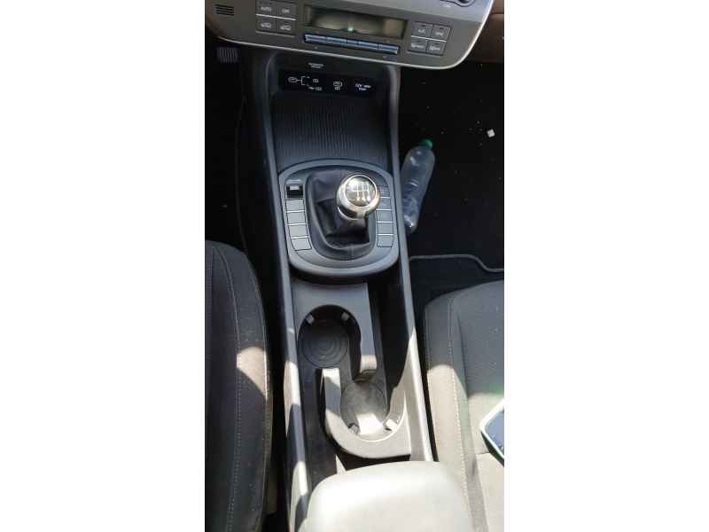 Recambio de consola central para hyundai kona (os, ose, osi) 1.0 t-gdi hybrid 48v referencia OEM IAM   