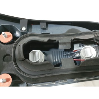 Recambio de piloto trasero derecho para bmw z4 roadster (e89) sdrive 23 i referencia OEM IAM 63217191776  LLH151