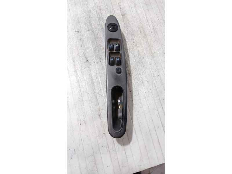 Recambio de mando elevalunas delantero izquierdo para kia carnival ii (gq) 2.9 crdi referencia OEM IAM 621W02250  