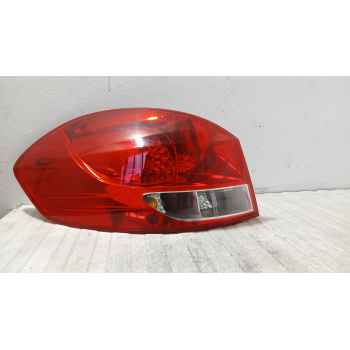 PILOTO TRASERO IZQUIERDO 8200586843 