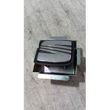 Recambio de maneta porton para seat ibiza iv (6j5, 6p1) 1.6 tdi referencia OEM IAM 6J4827565C  