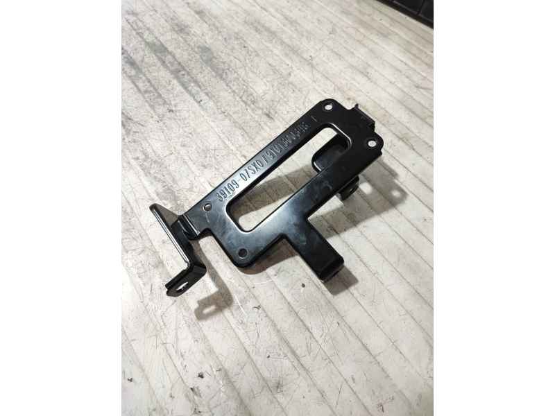 Recambio de soporte centralita para hyundai kona (os, ose, osi) 1.0 t-gdi hybrid 48v referencia OEM IAM   