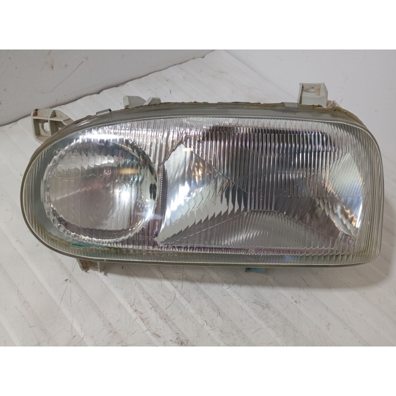Recambio de faro izquierdo para volkswagen golf iii (1h1) 1.9 d referencia OEM IAM 084411115  