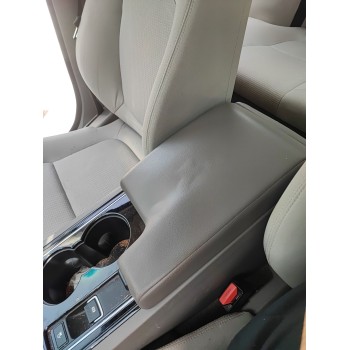 Recambio de apoyabrazos central para jaguar xe (x760) 2.0 d referencia OEM IAM   