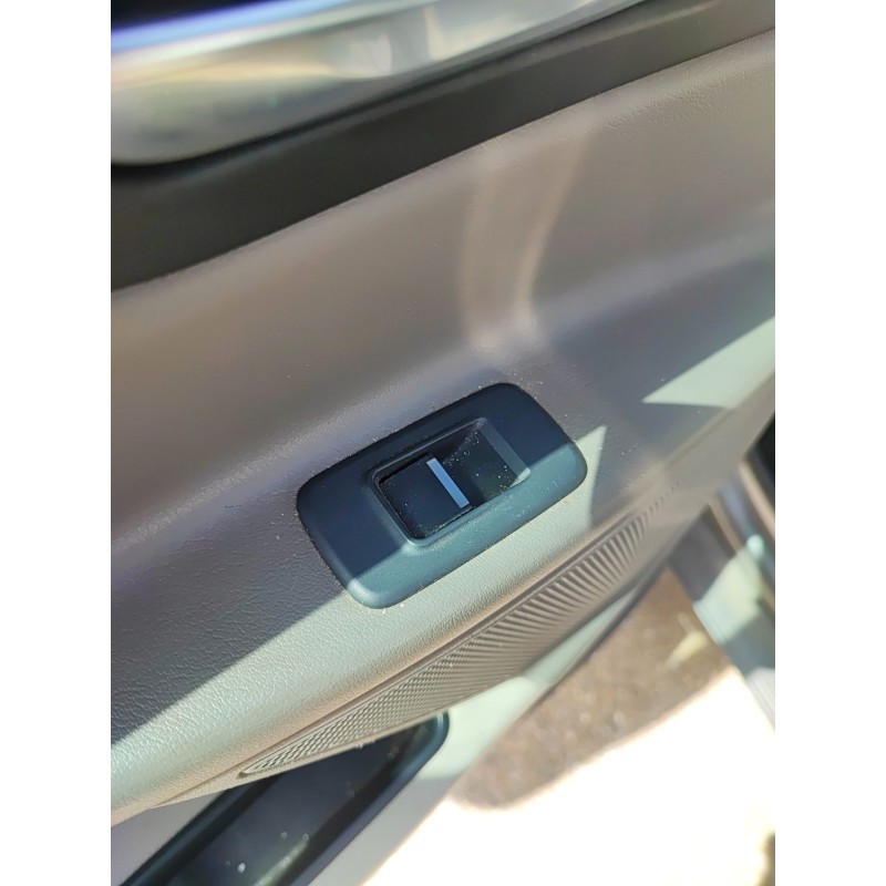 Recambio de mando elevalunas trasero izquierdo para jaguar xe (x760) 2.0 d referencia OEM IAM   