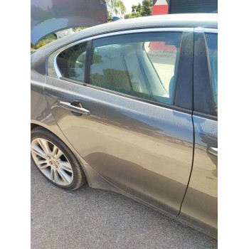 Recambio de puerta trasera derecha para jaguar xe (x760) 2.0 d referencia OEM IAM   