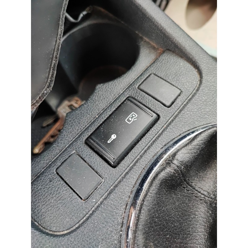 Recambio de boton cierre centralizado para skoda fabia ii (542) 1.2 12v referencia OEM IAM   