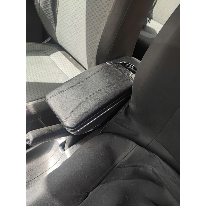 Recambio de apoyabrazos central para skoda fabia ii (542) 1.2 12v referencia OEM IAM   