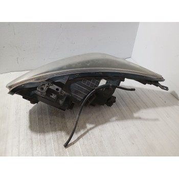 Recambio de faro derecho para hyundai i40 i cw (vf) 2.0 gdi referencia OEM IAM 92102-3ZXXX  