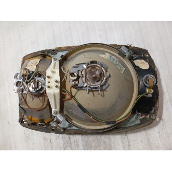 Recambio de faro derecho para mercedes-benz /8 (w115) 200 referencia OEM IAM 026101055 K8239 