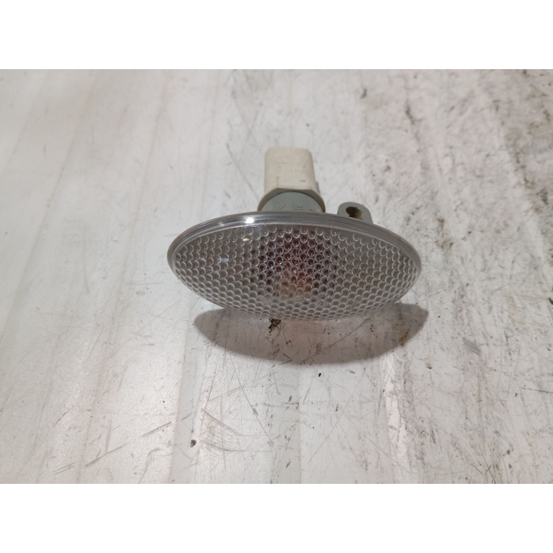 Recambio de piloto lateral derecho para peugeot 307 (3a/c) 2.0 hdi 90 referencia OEM IAM WY5W3311  